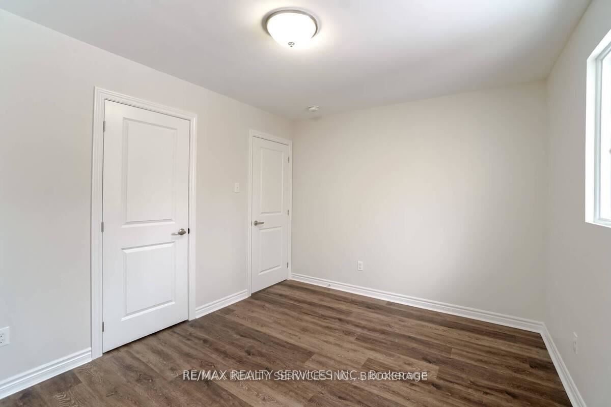 70 Montjoy Crescent Property Photo 14