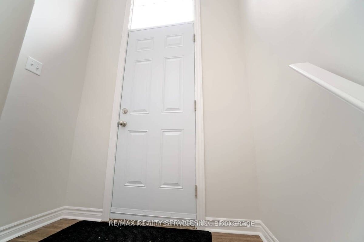 70 Montjoy Crescent Property Photo 17