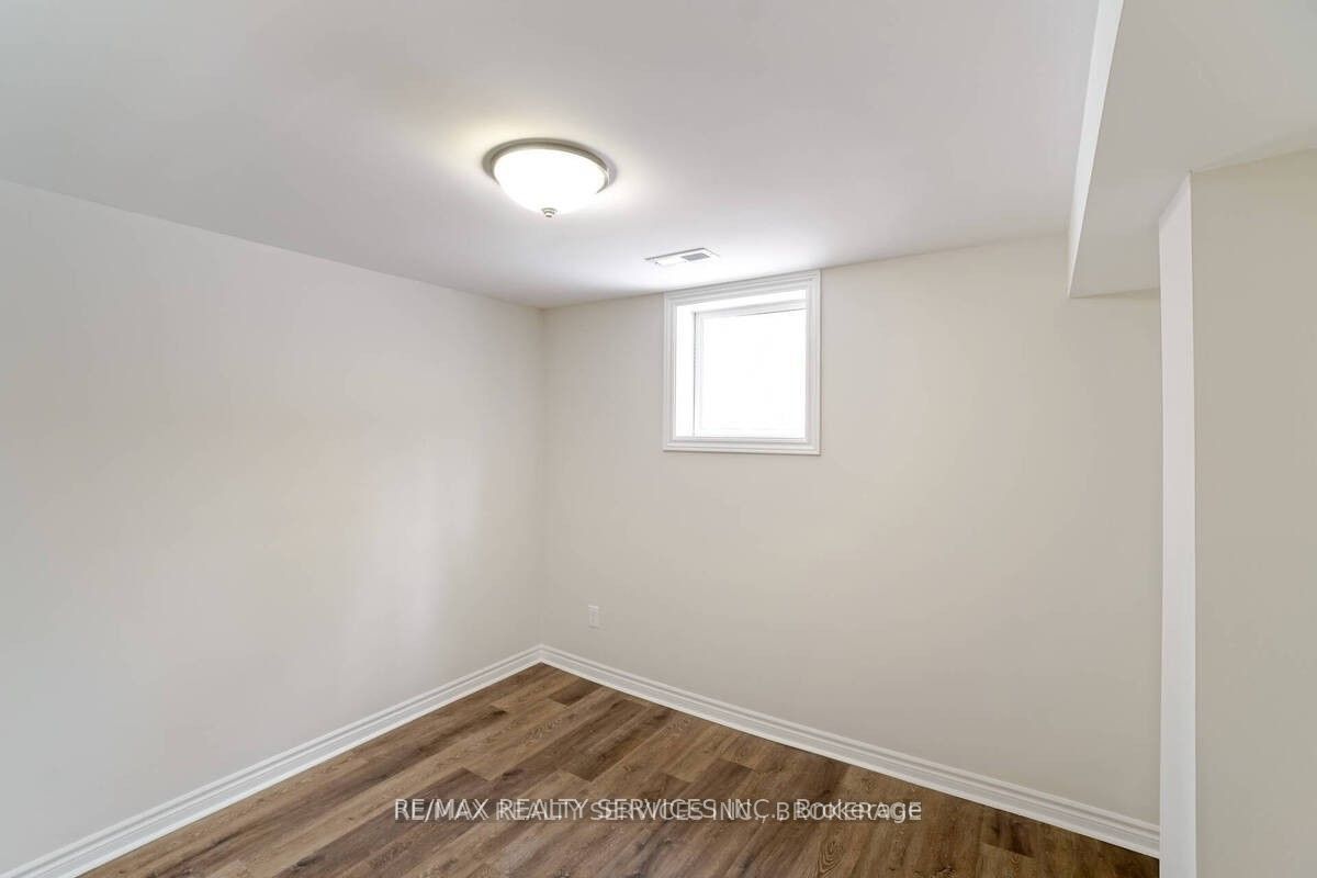 70 Montjoy Crescent Property Photo 25