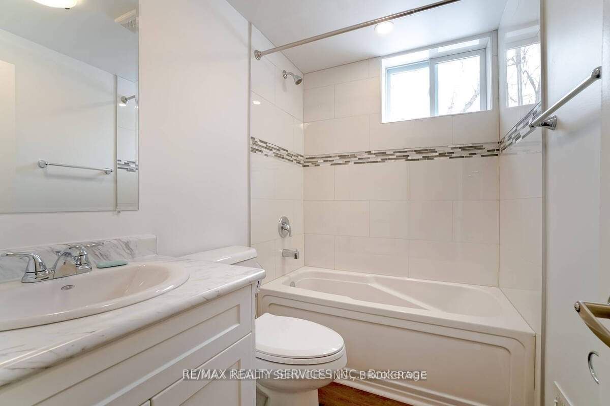 70 Montjoy Crescent Property Photo 26