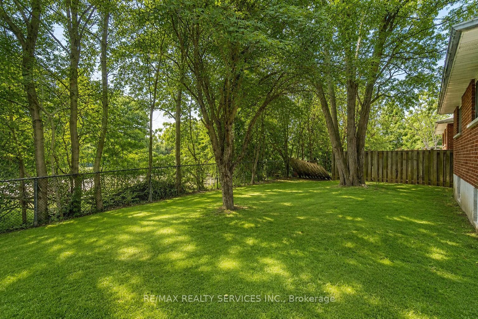 70 Montjoy Crescent Property Photo 28