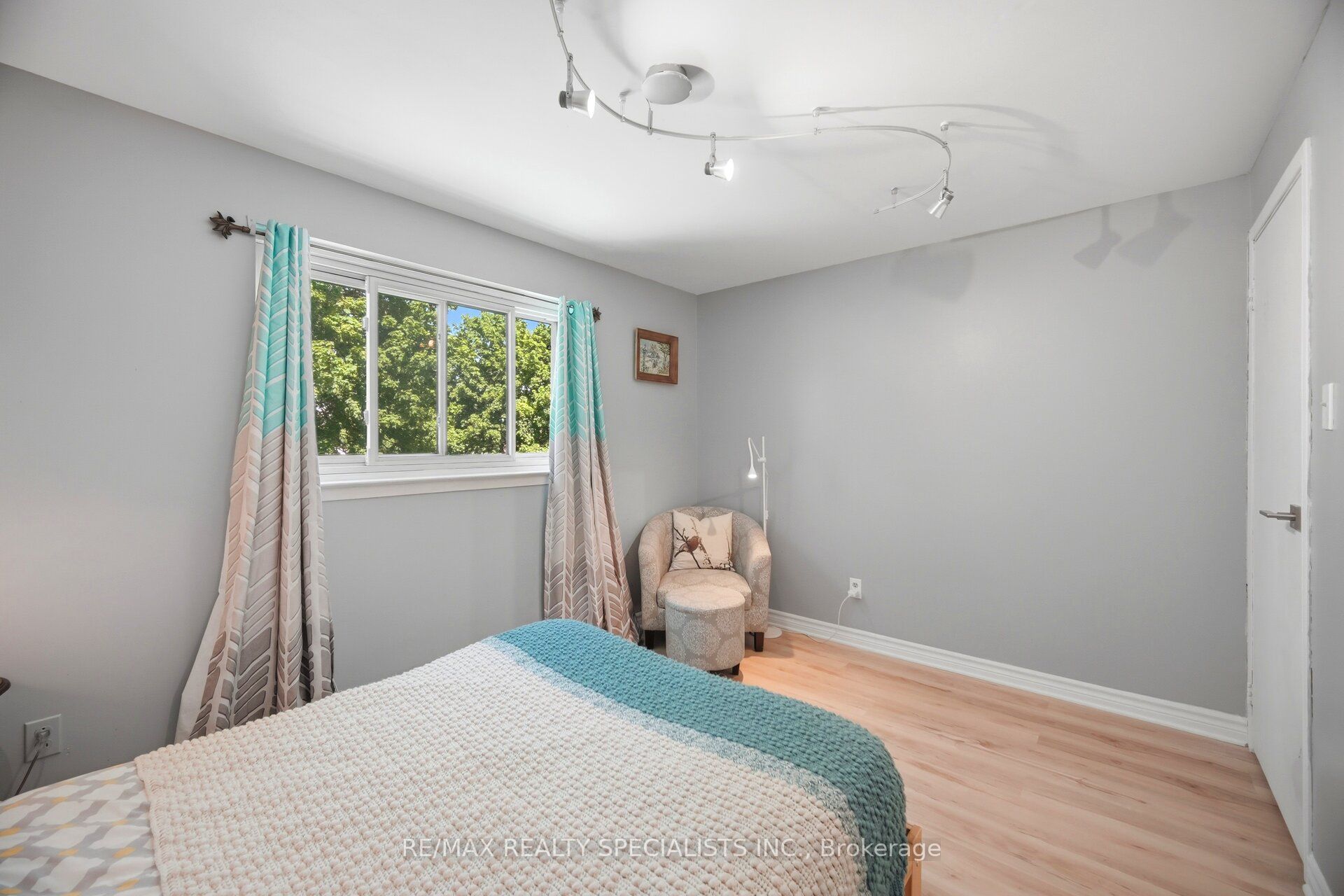 3673 Fieldgate Drive Property Photo 29