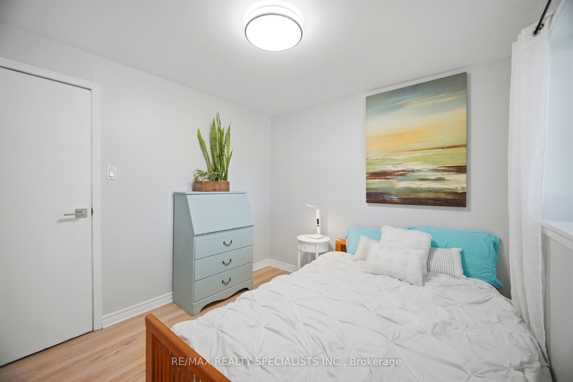 3673 Fieldgate Drive Property Photo 31