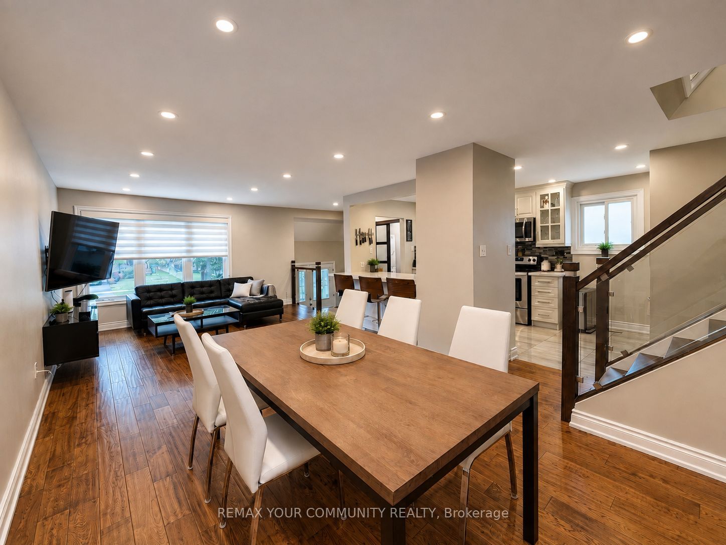 2508 Cobbinshaw Circle Property Photo 4