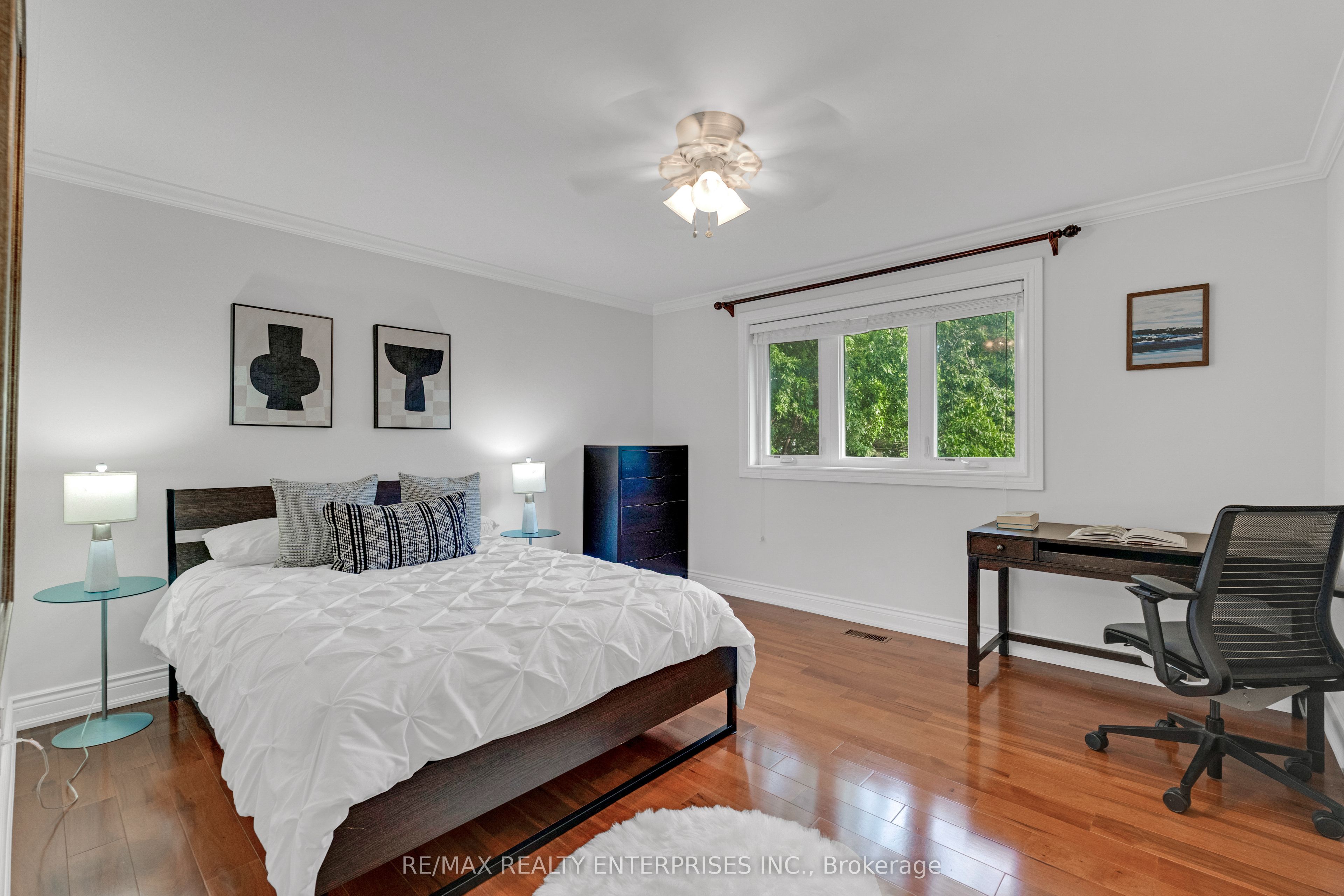 2084 Obeck Crescent Property Photo 22