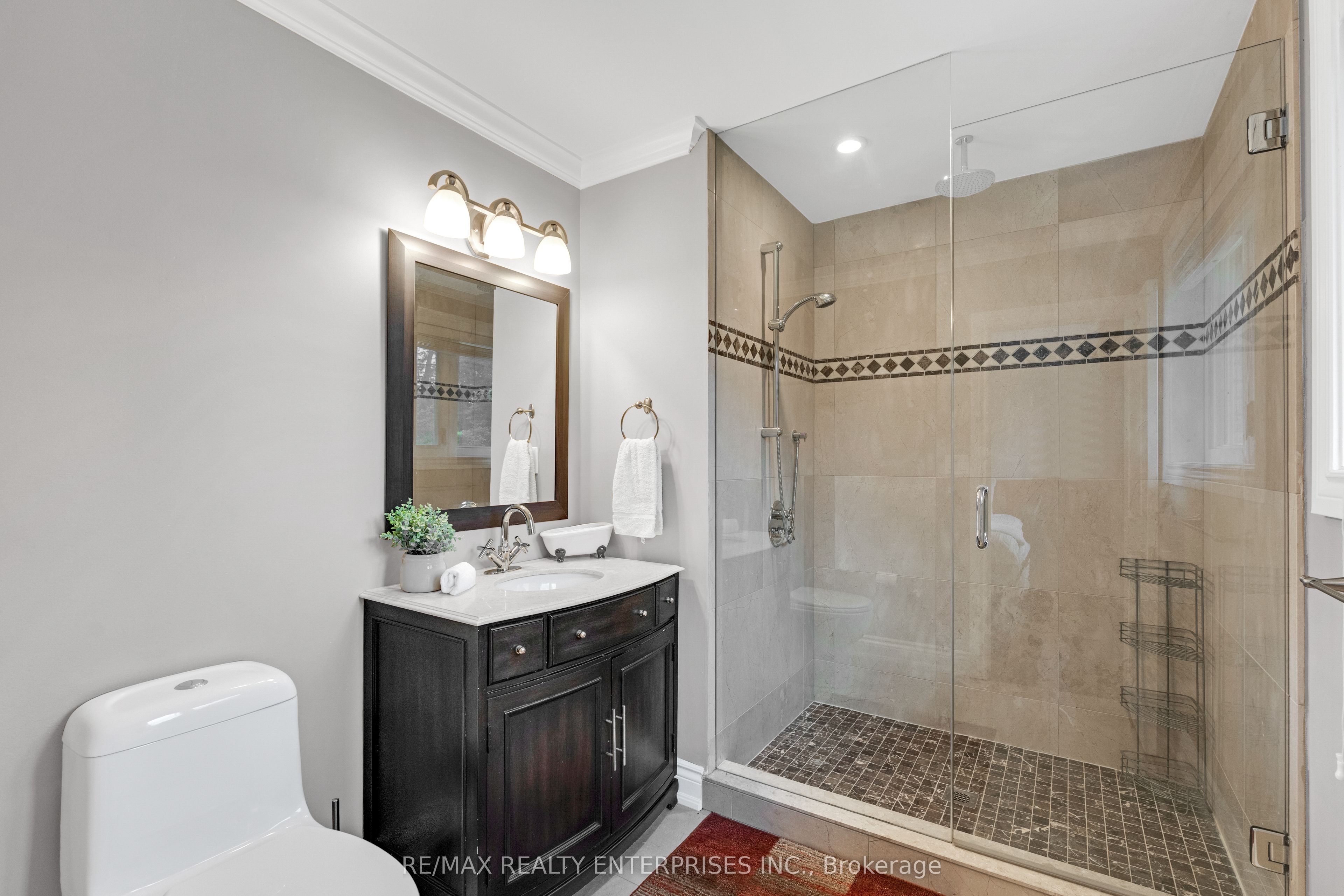 2084 Obeck Crescent Property Photo 23