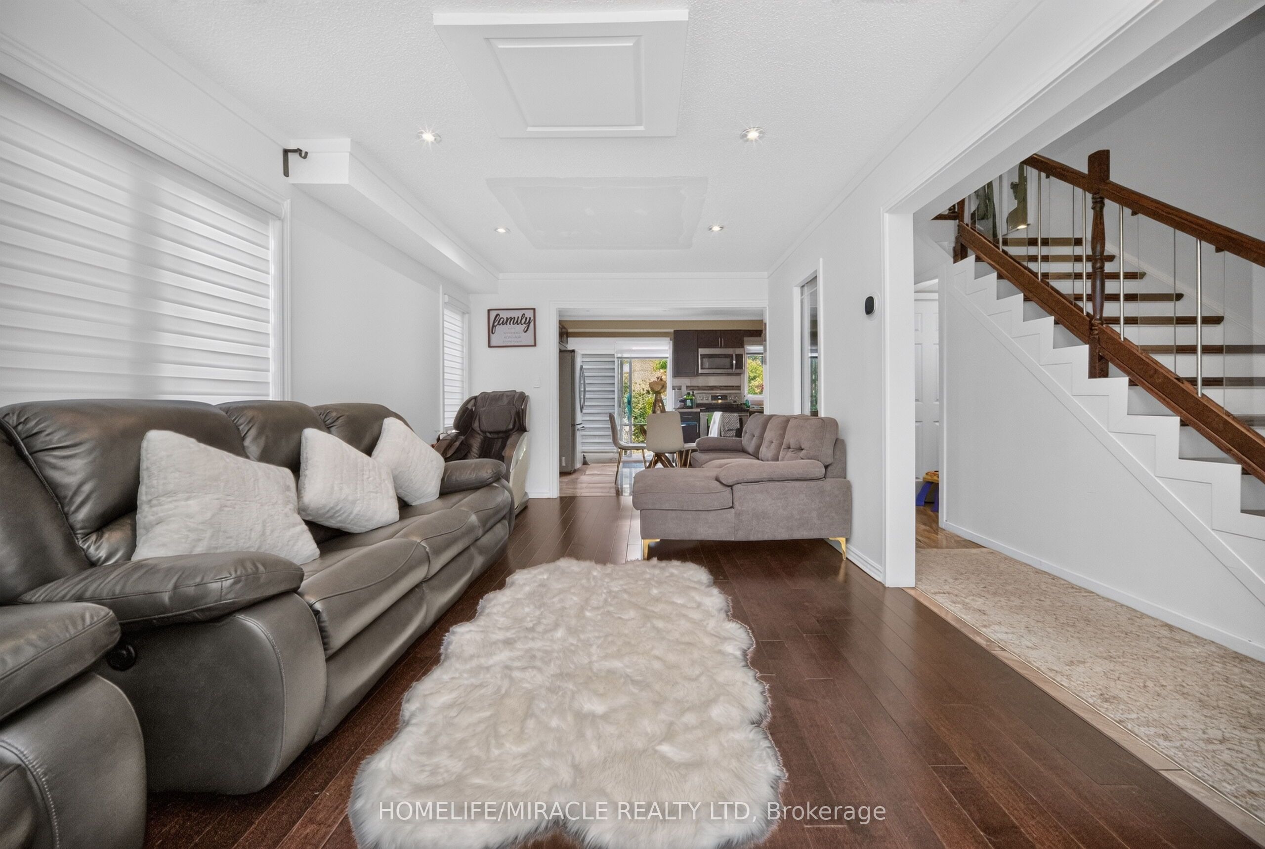 4 Summertime Court Property Photo 7
