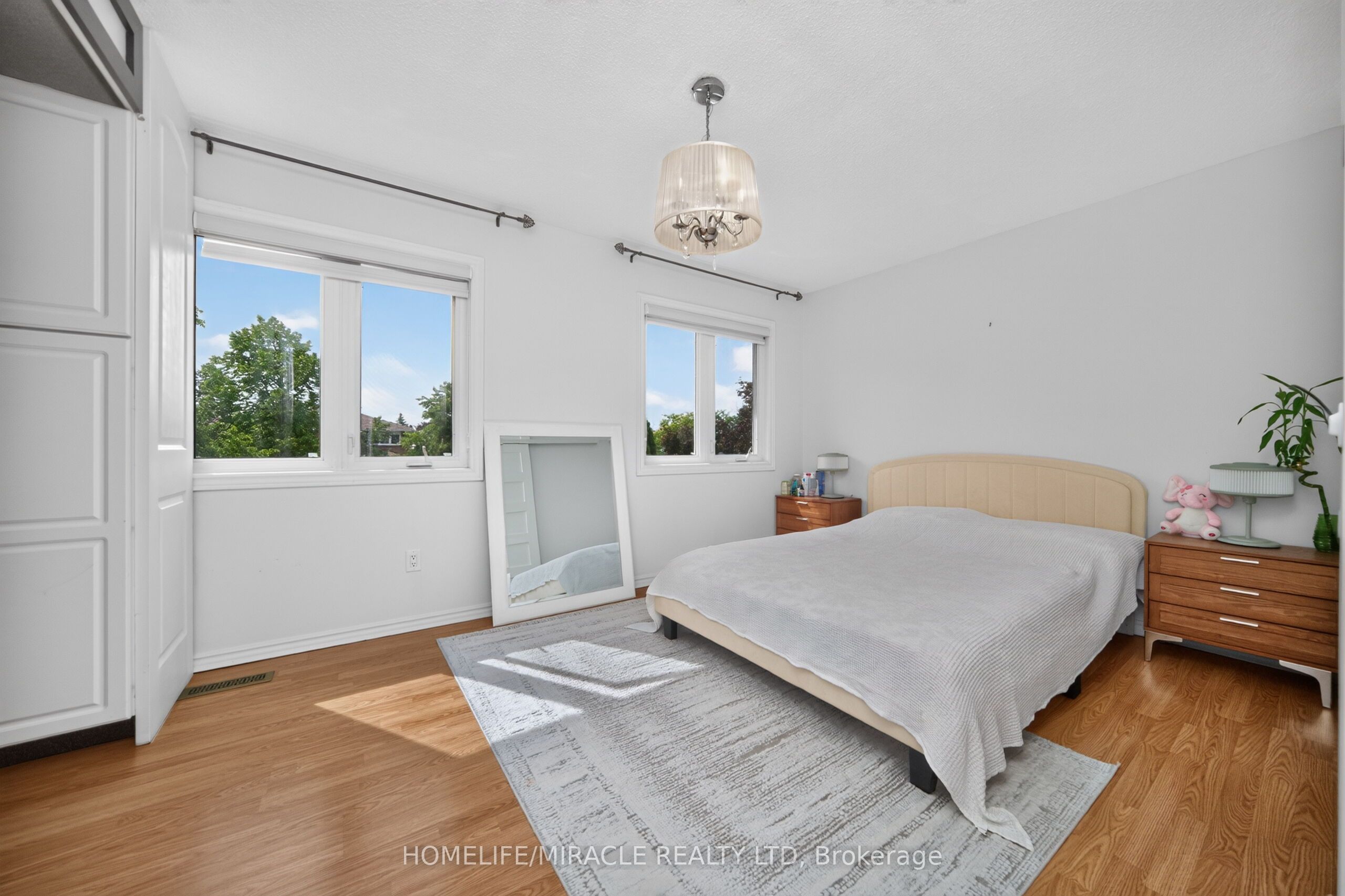 4 Summertime Court Property Photo 14