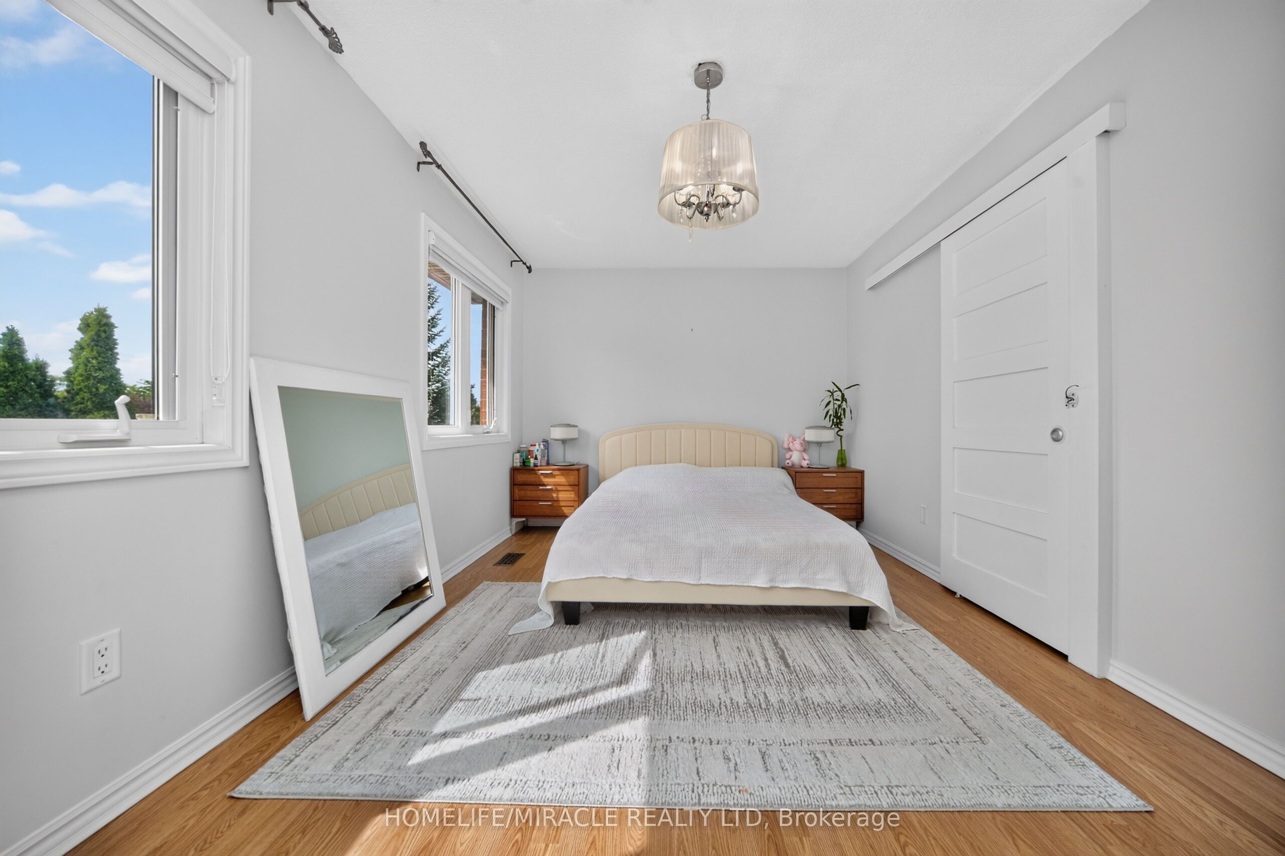 4 Summertime Court Property Photo 15