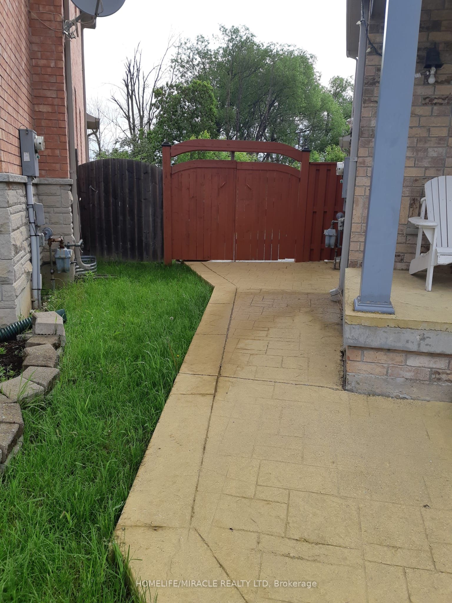 25 River Heights Drive Property Photo 2