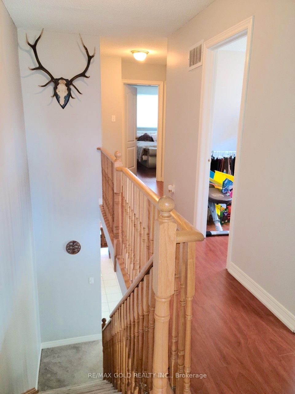 431 Krotone Crescent Upper Property Photo 11