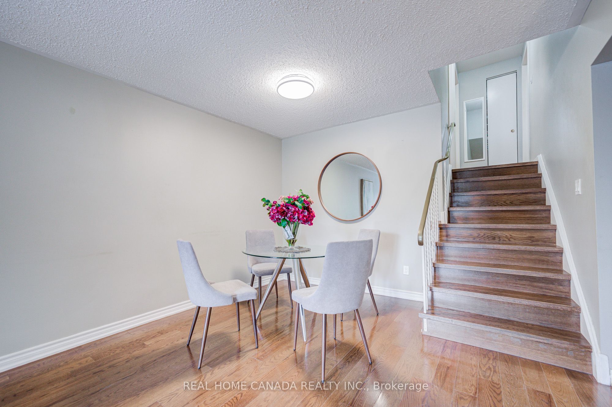 19 Hepworth Drive Property Photo 10