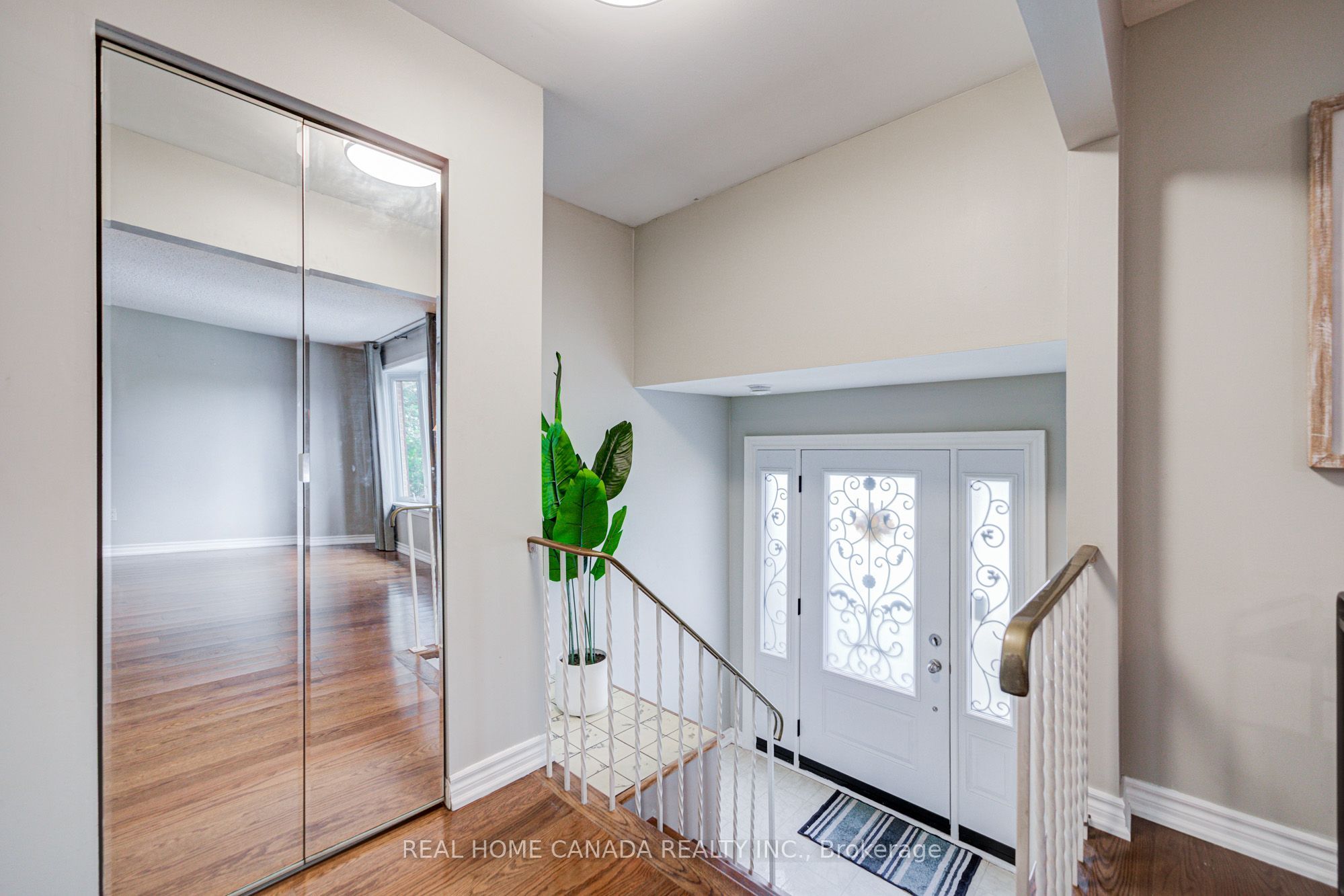 19 Hepworth Drive Property Photo 13