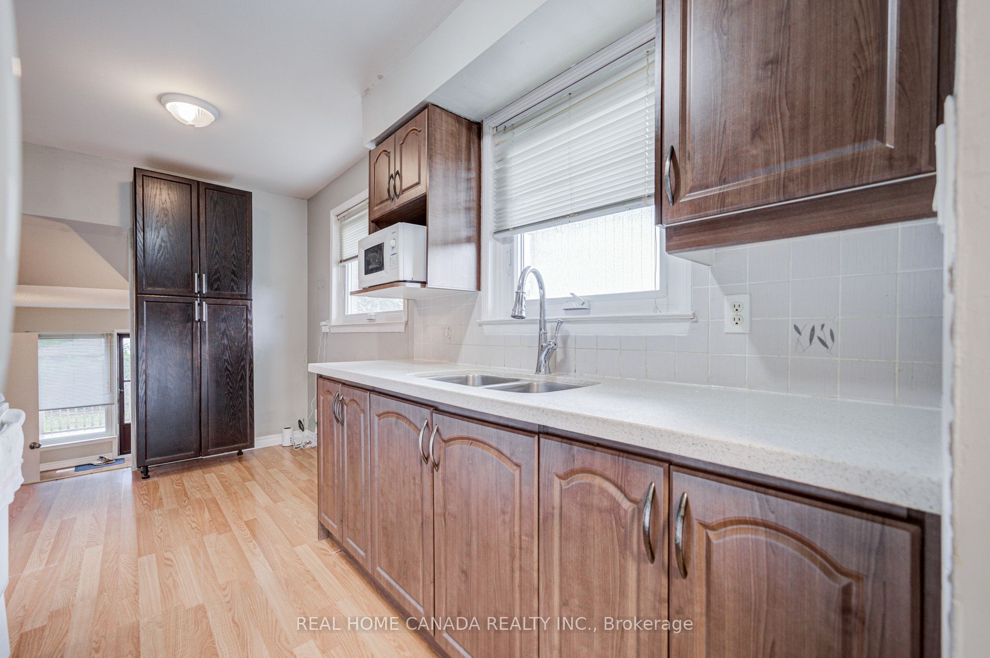 19 Hepworth Drive Property Photo 15
