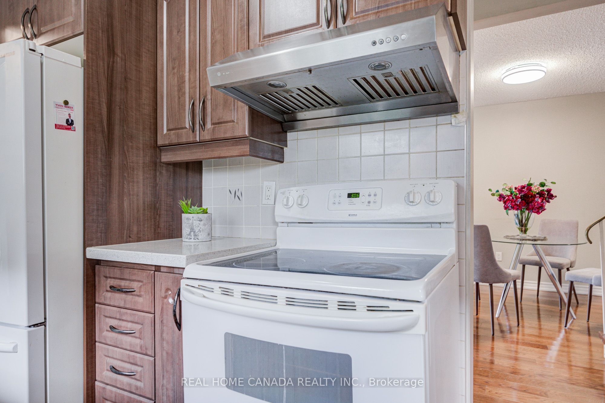 19 Hepworth Drive Property Photo 18