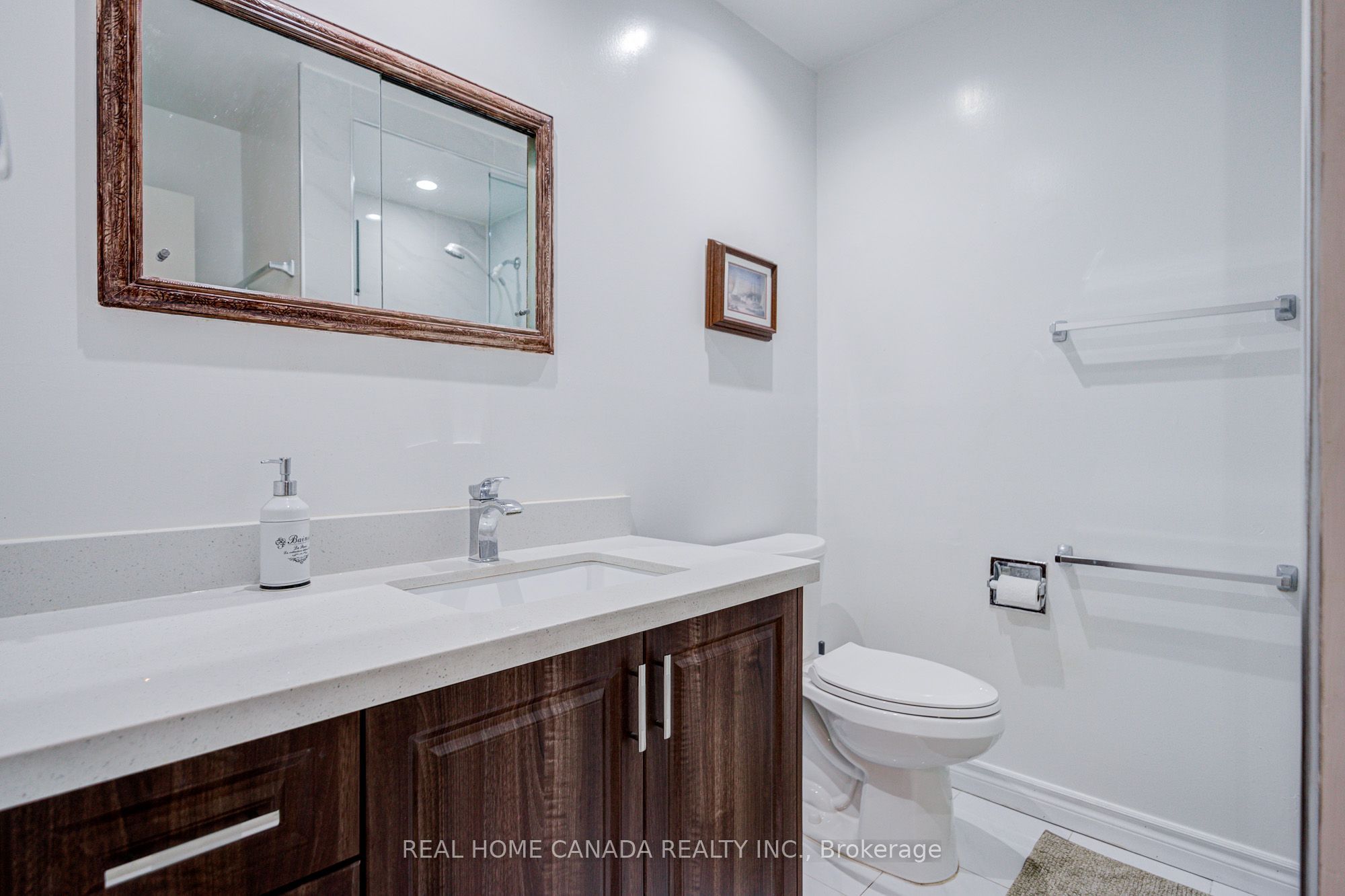 19 Hepworth Drive Property Photo 34
