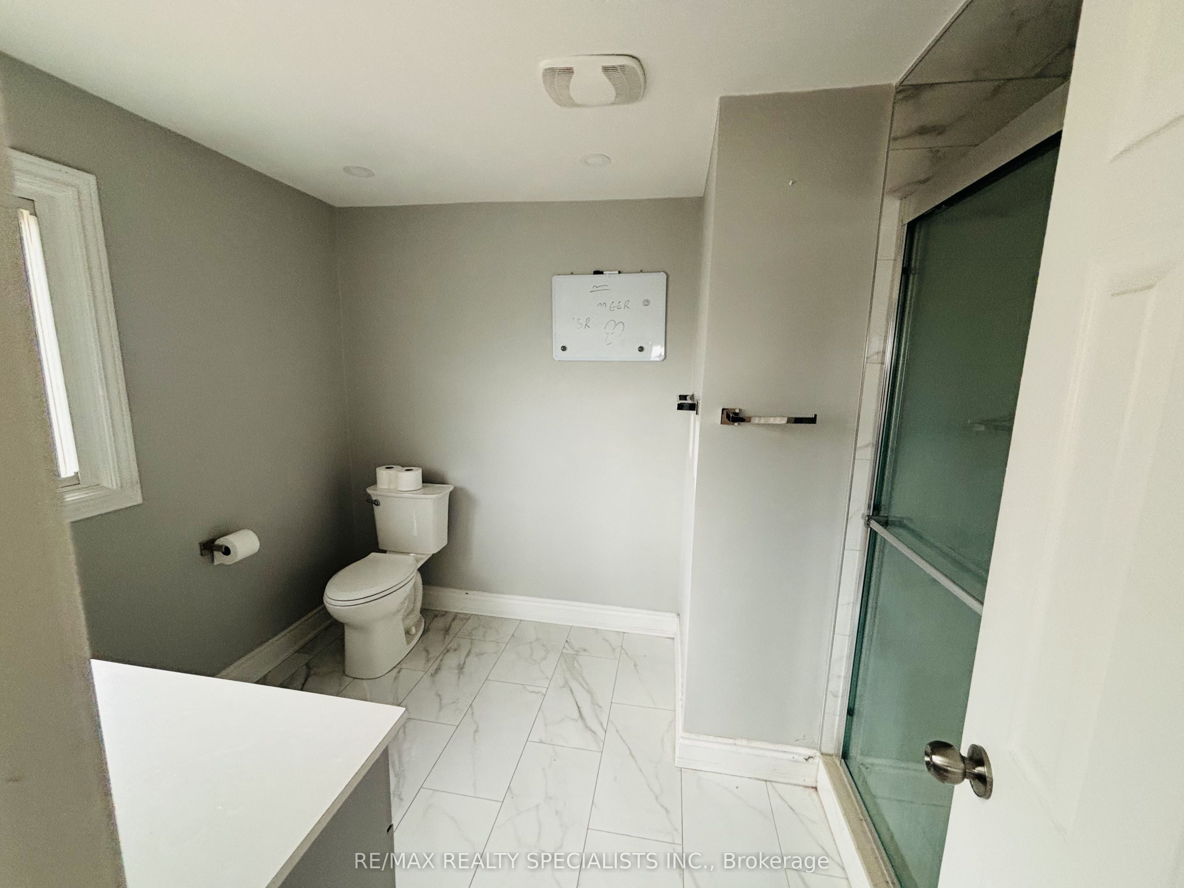 33 Cherrytree Drive Property Photo 22