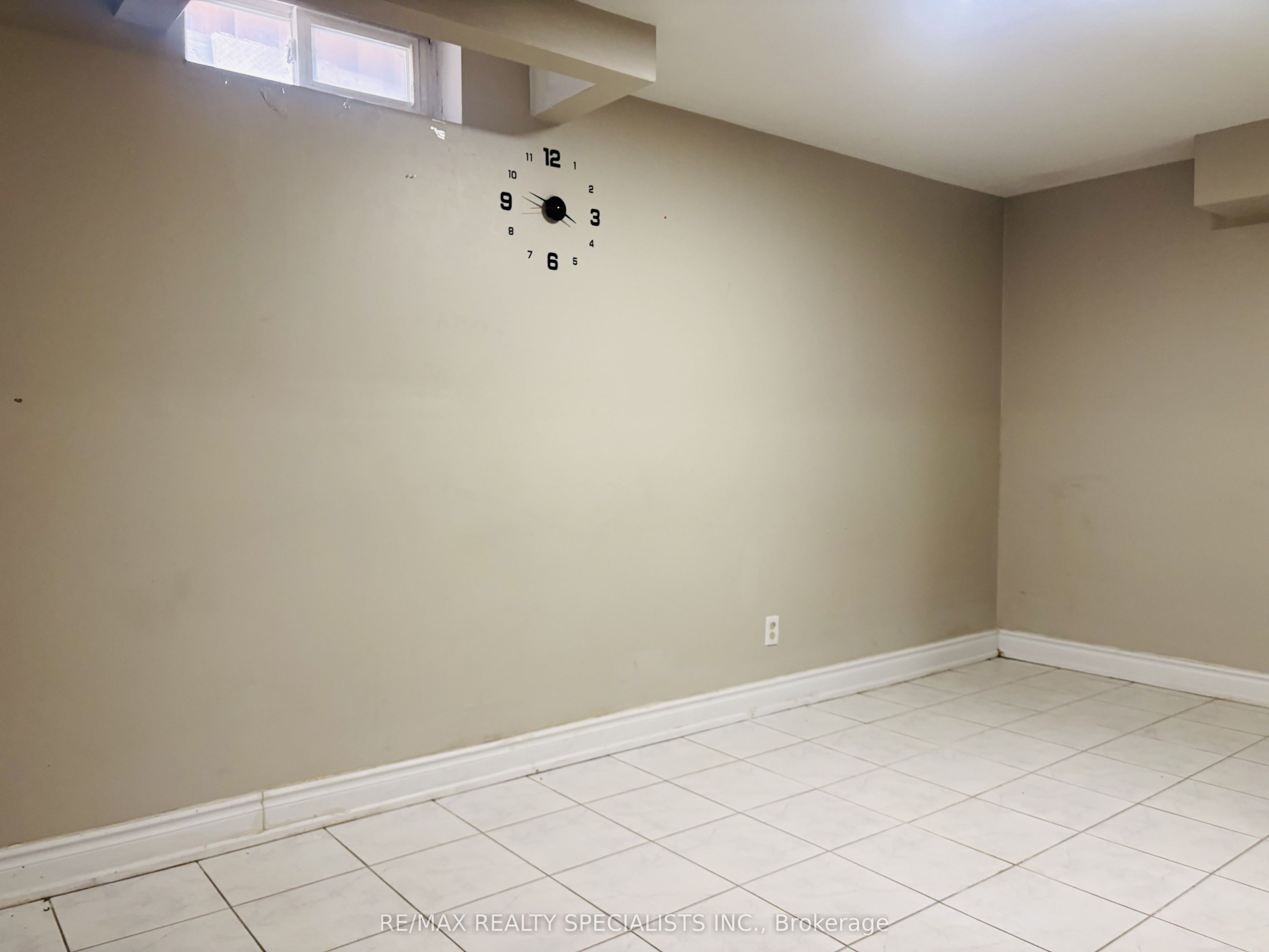 33 Cherrytree Drive Property Photo 27