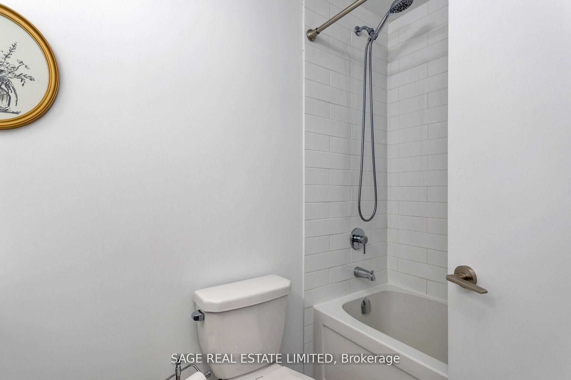 760 The Queensway 401 Property Photo 26