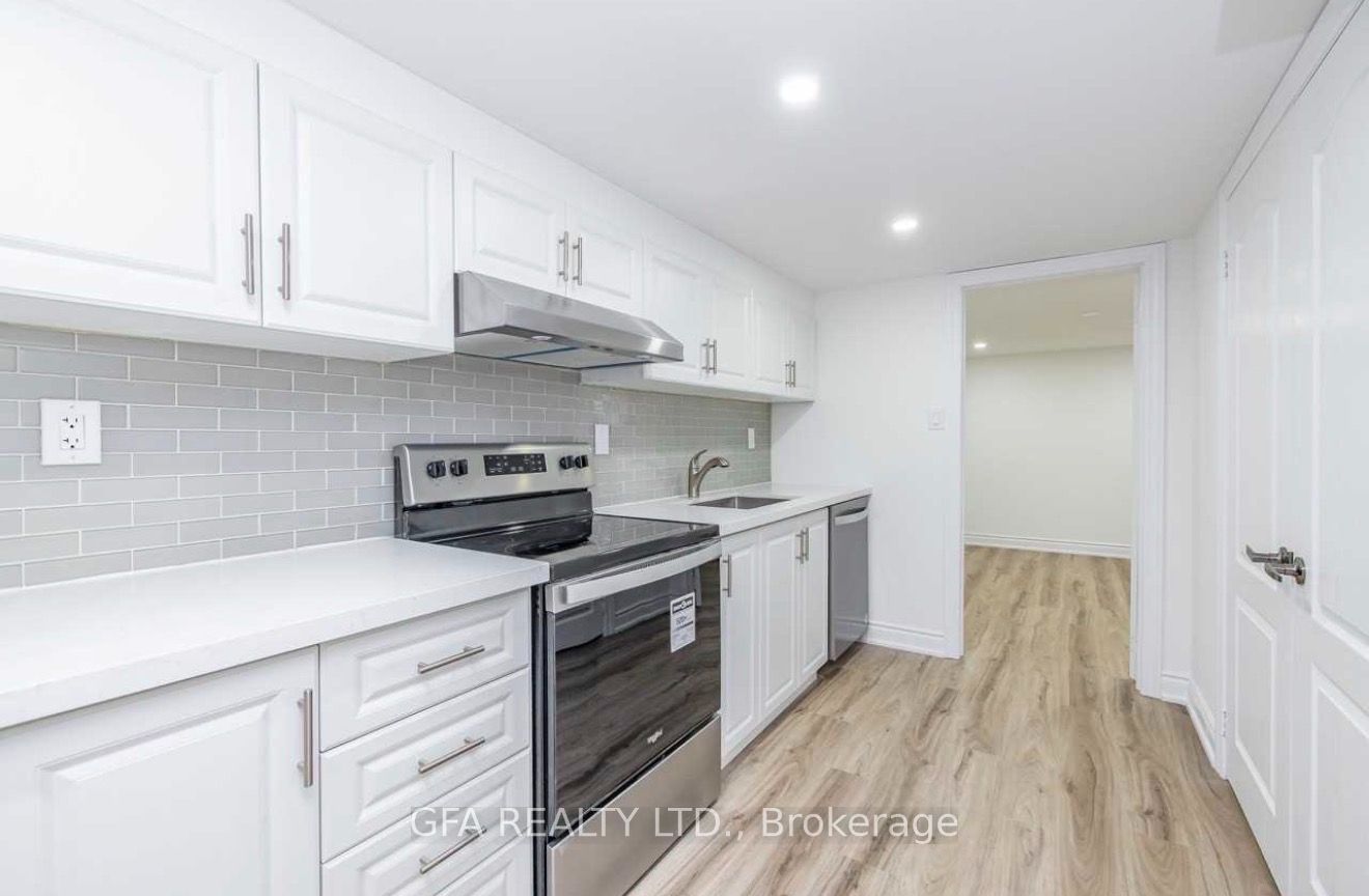 9 Melville Crescent #lower Property Photo 6