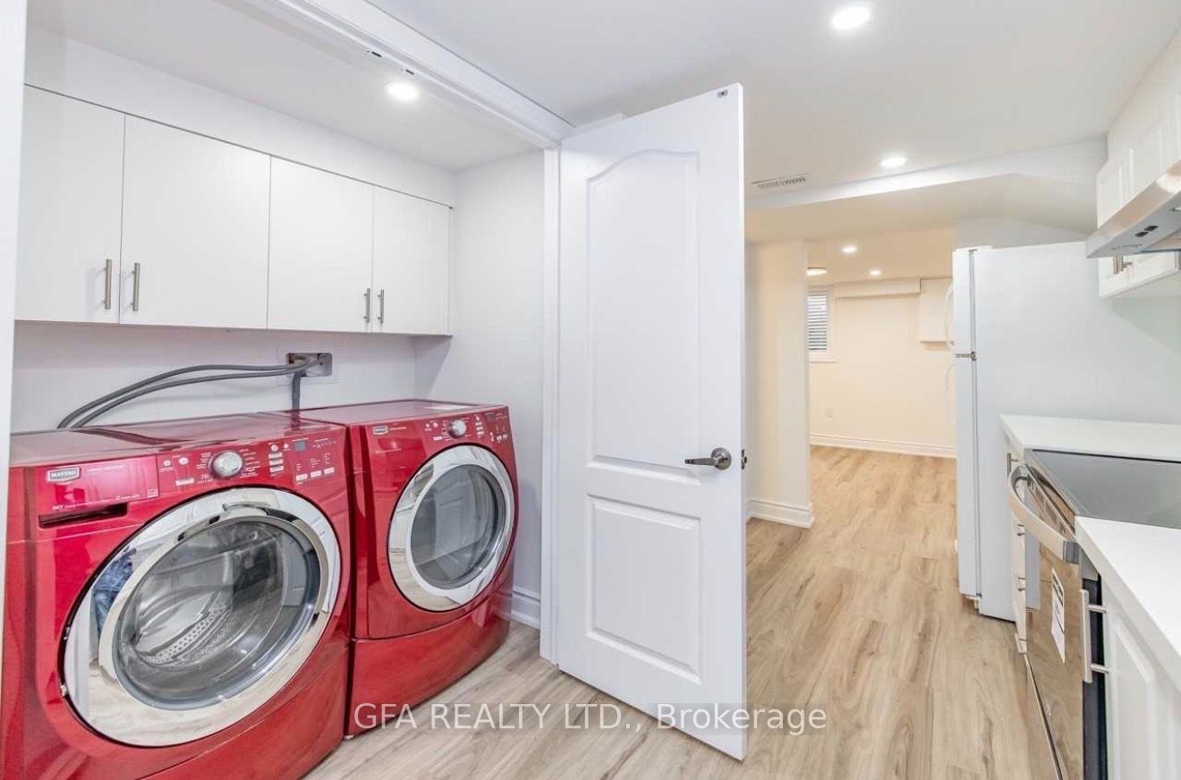 9 Melville Crescent #lower Property Photo 8