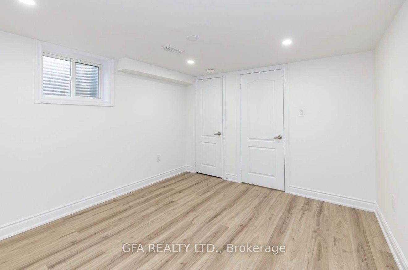 9 Melville Crescent #lower Property Photo 16