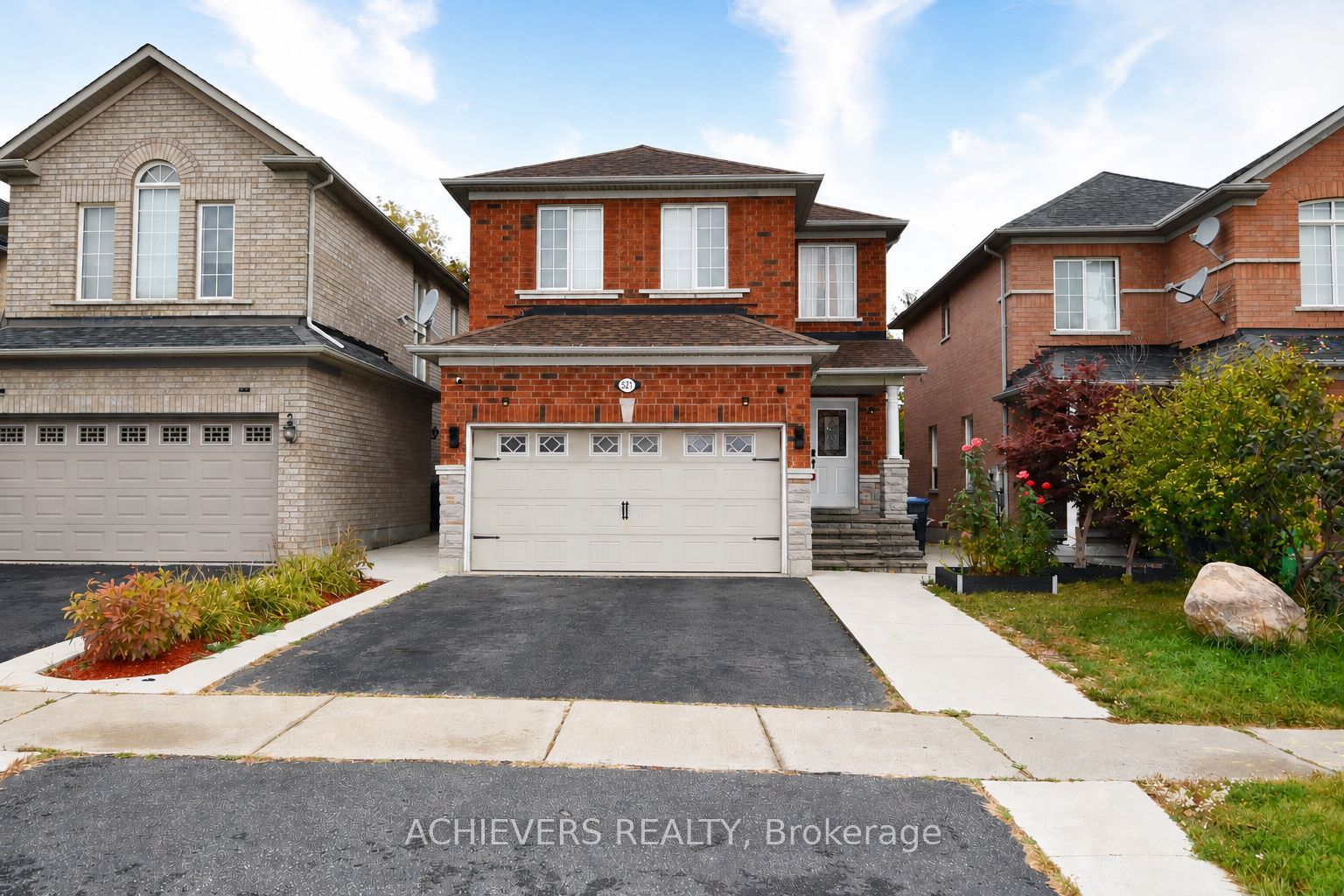 521 Navigator Drive Property Photo 1