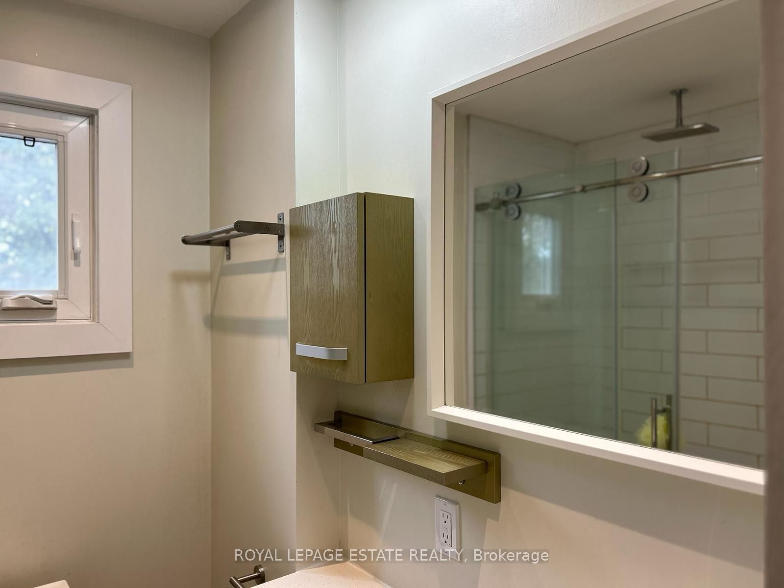 128 Mavety Street 3 Property Photo 17