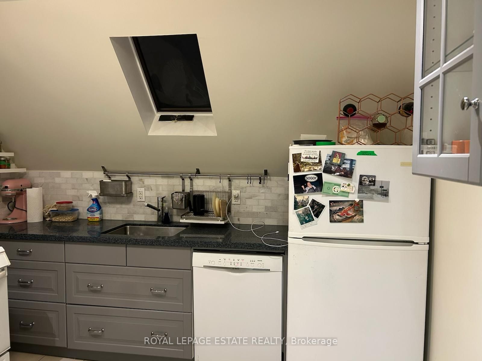 128 Mavety Street 3 Property Photo 43