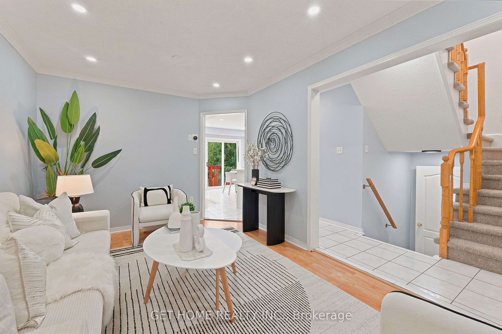 50 Willow Park Drive Property Photo 5
