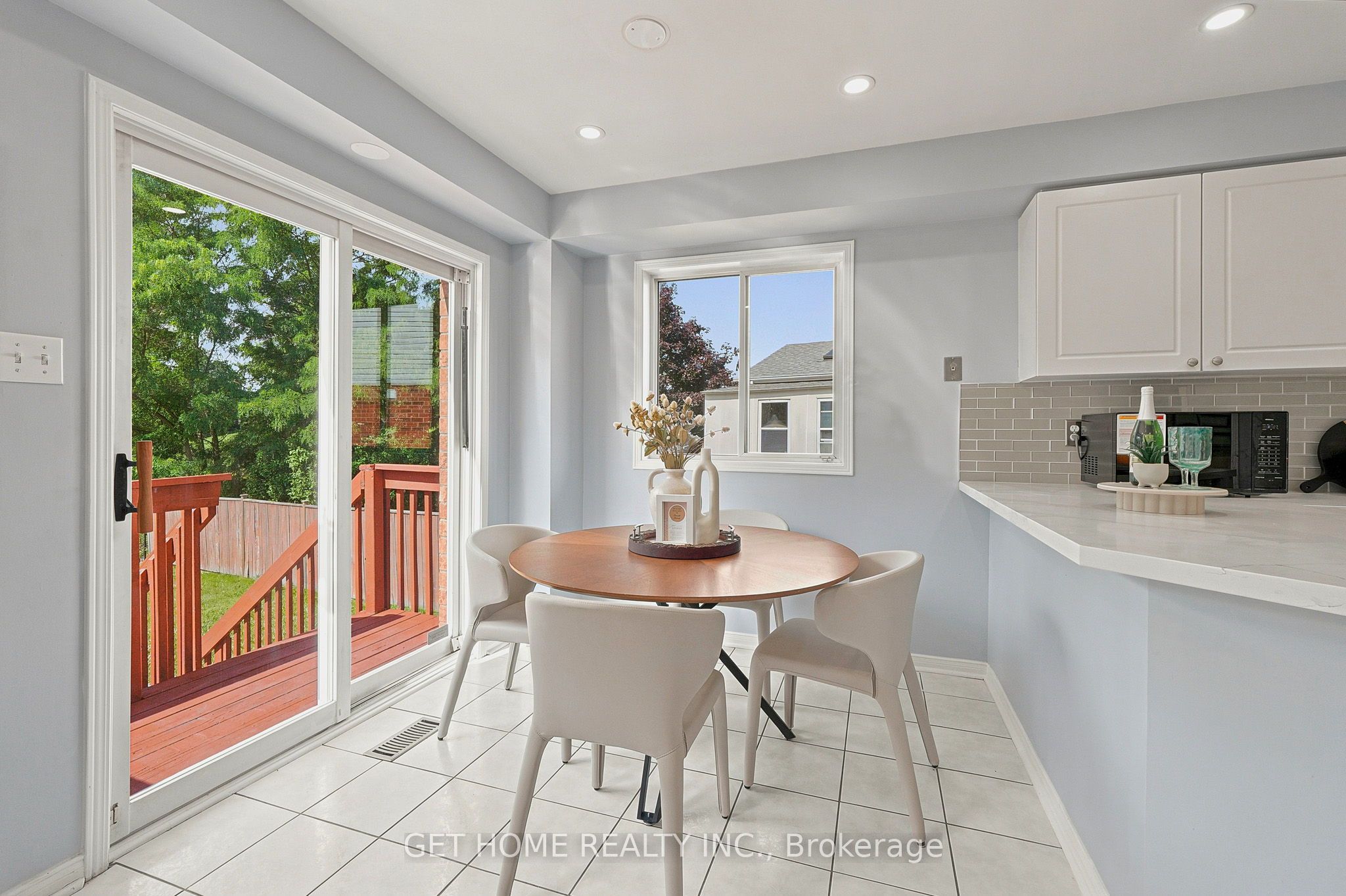 50 Willow Park Drive Property Photo 15