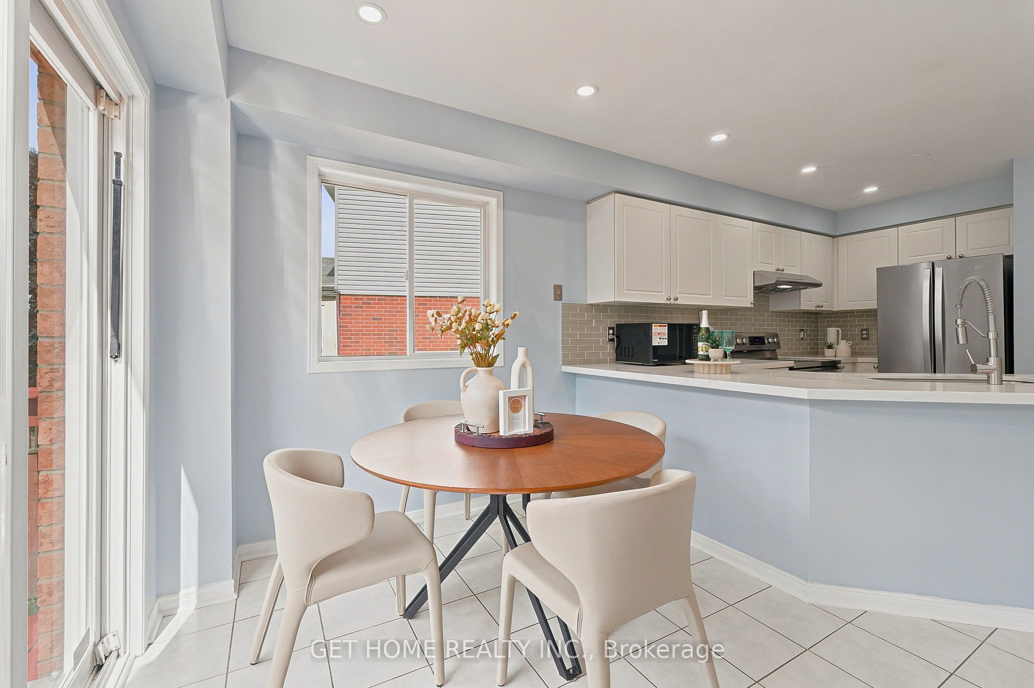 50 Willow Park Drive Property Photo 16