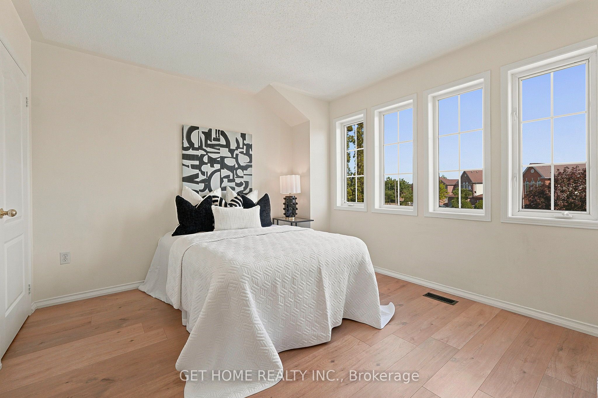 50 Willow Park Drive Property Photo 29