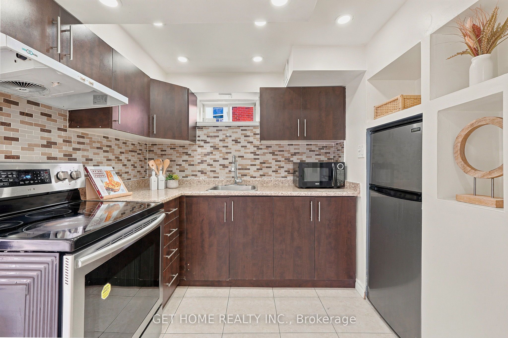 50 Willow Park Drive Property Photo 39