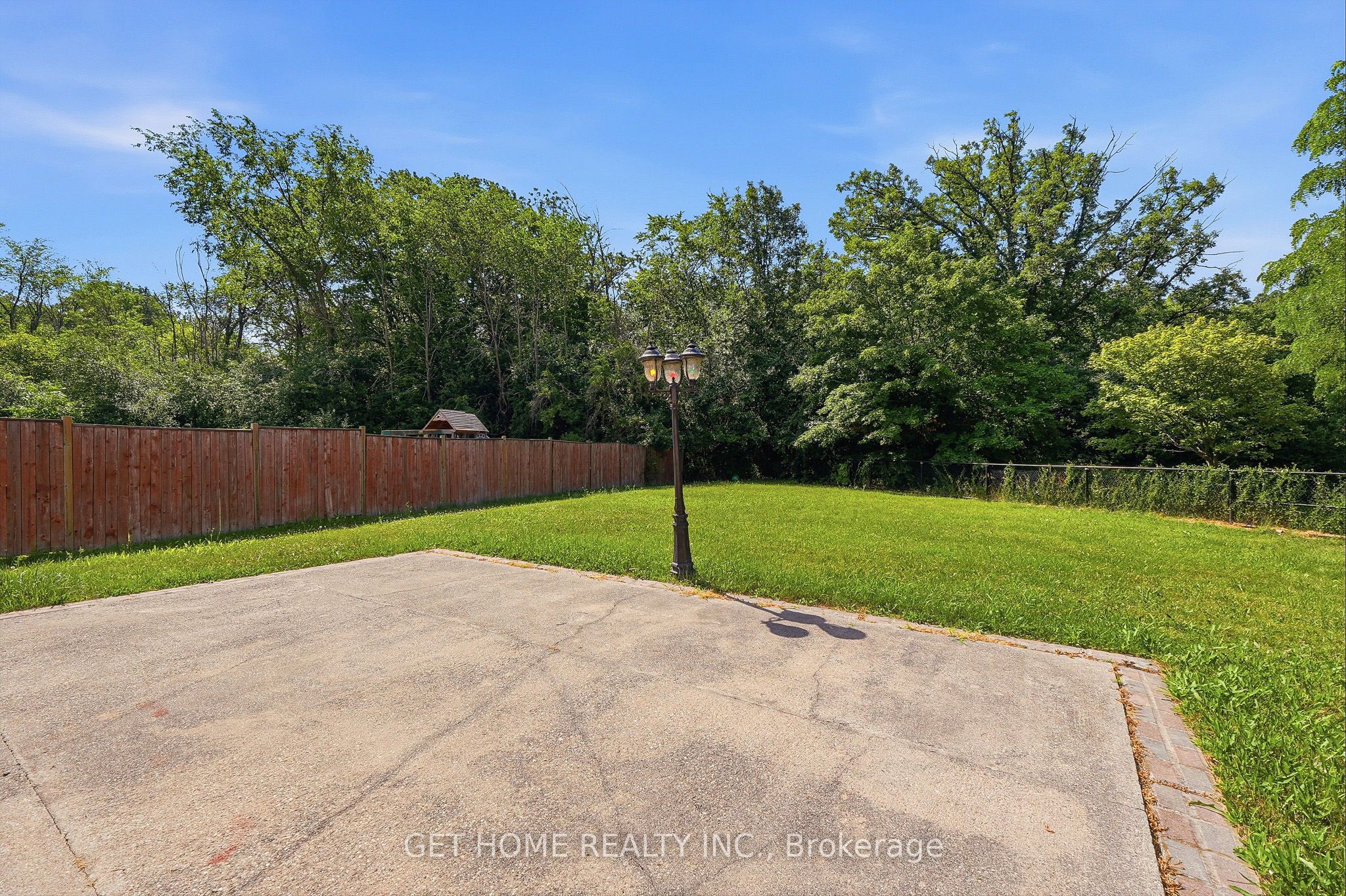 50 Willow Park Drive Property Photo 47