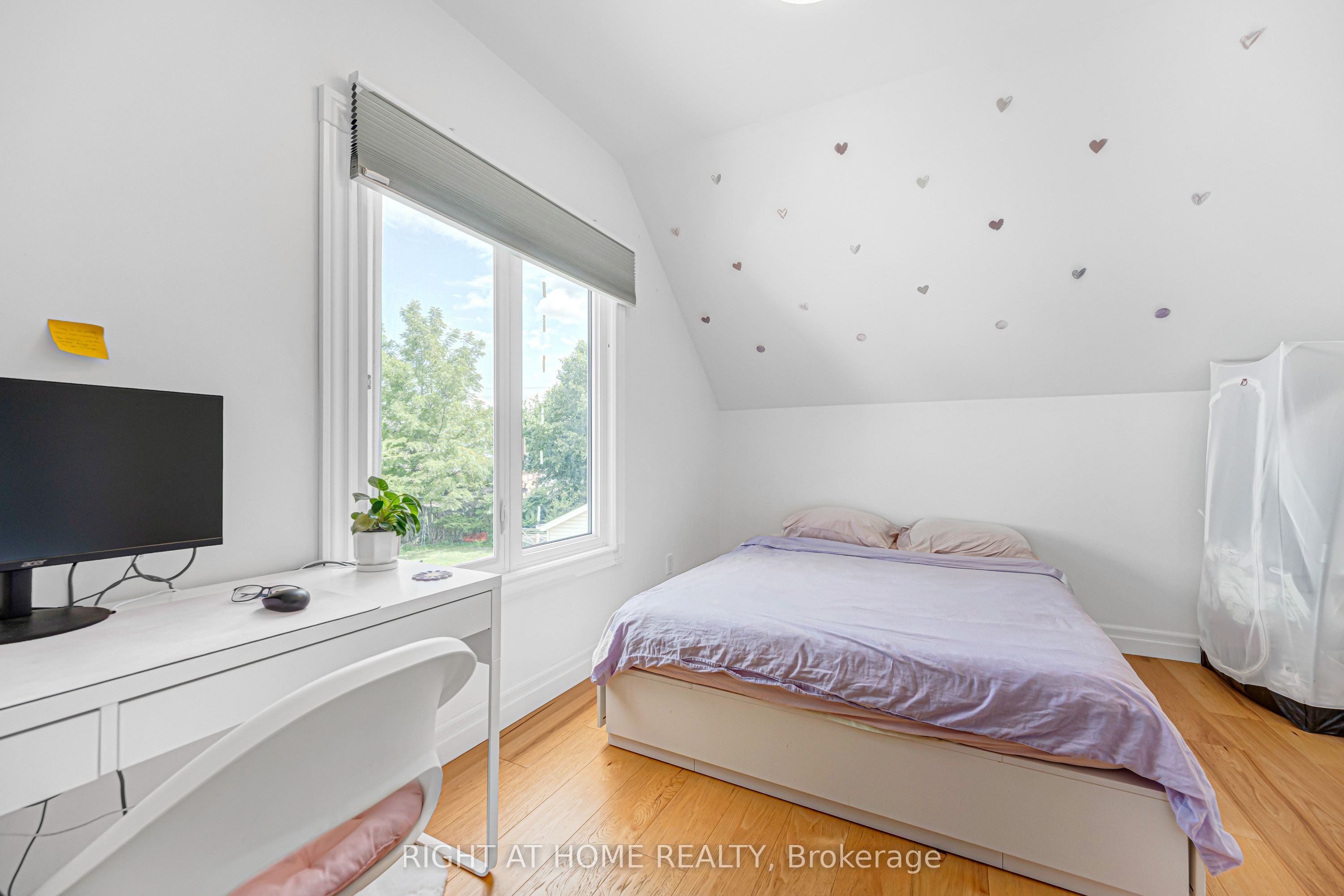 121 Hearst Circle Property Photo 27