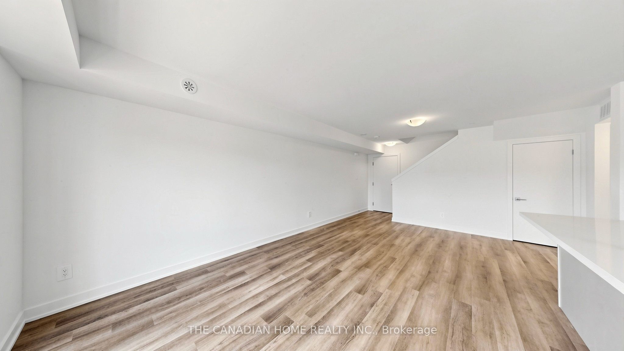 35 Romilly Avenue 18 Property Photo 6