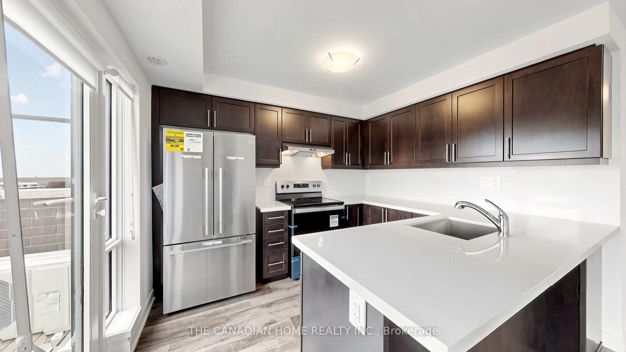 65 Romilly Avenue 11 Property Photo 5