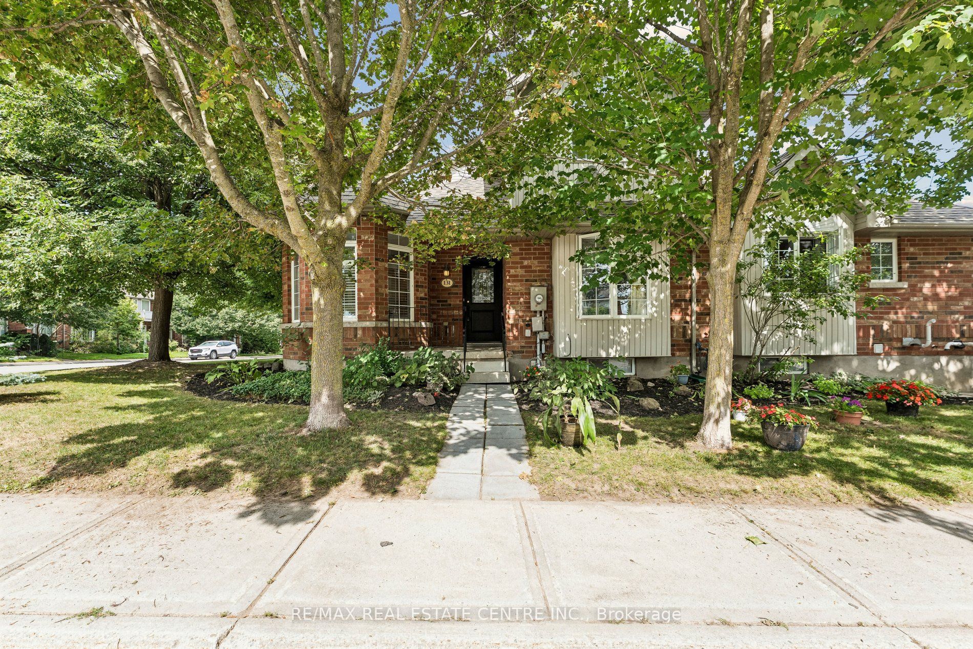 131 Montgomery Boulevard Property Photo 1