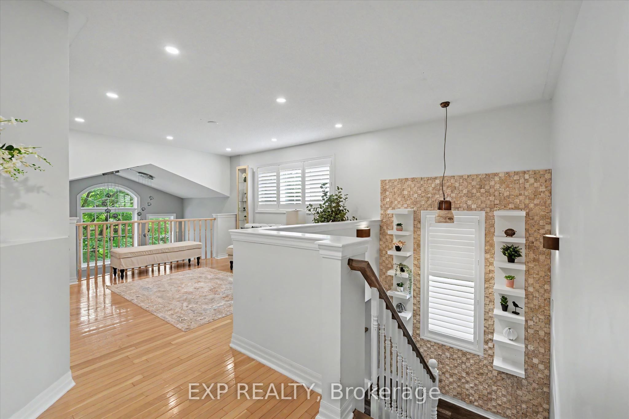 2376 Oakhaven Drive Property Photo 20