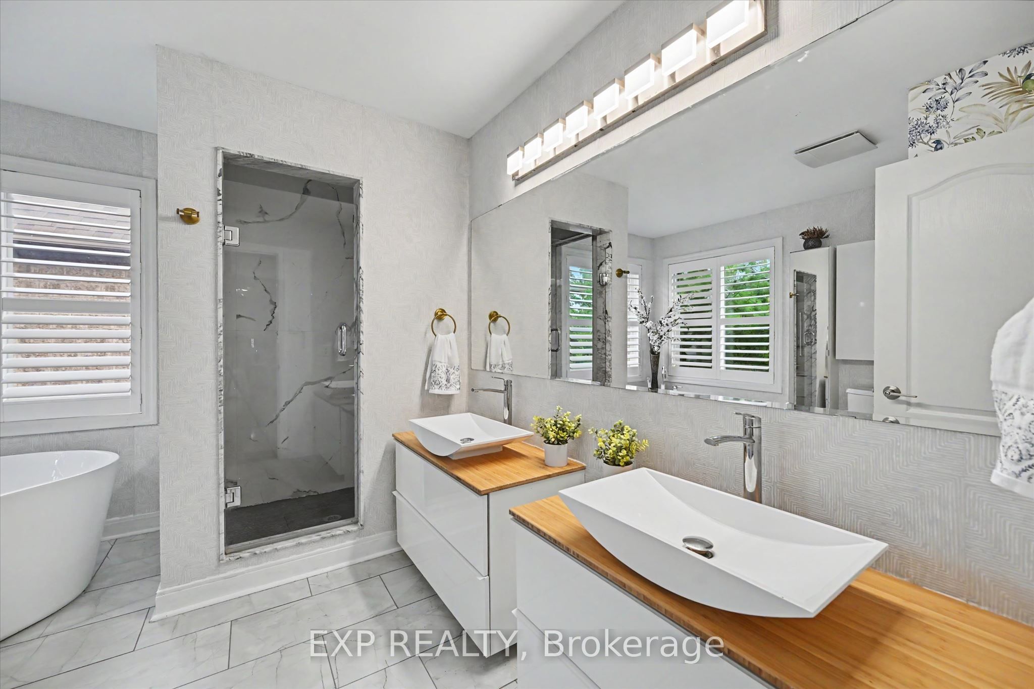 2376 Oakhaven Drive Property Photo 25