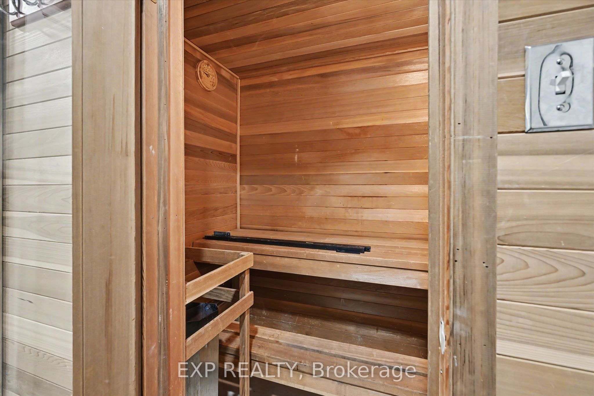 2376 Oakhaven Drive Property Photo 42