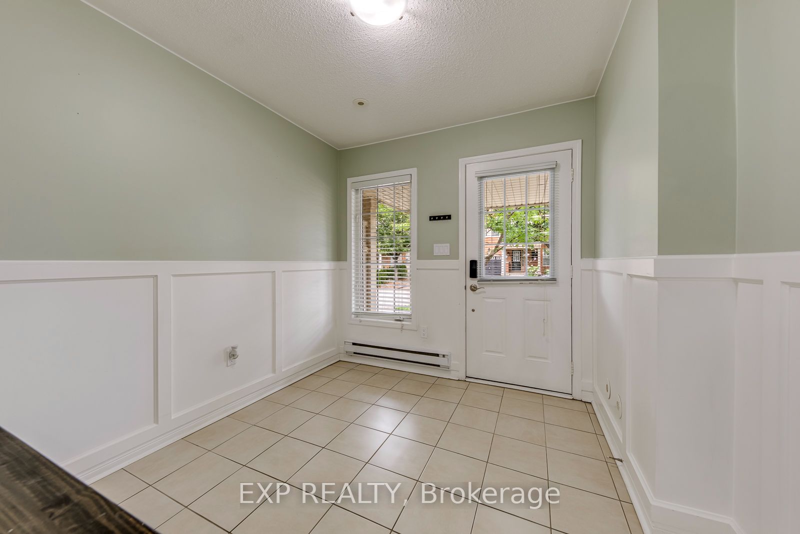 3034 Dewridge Avenue Property Photo 5