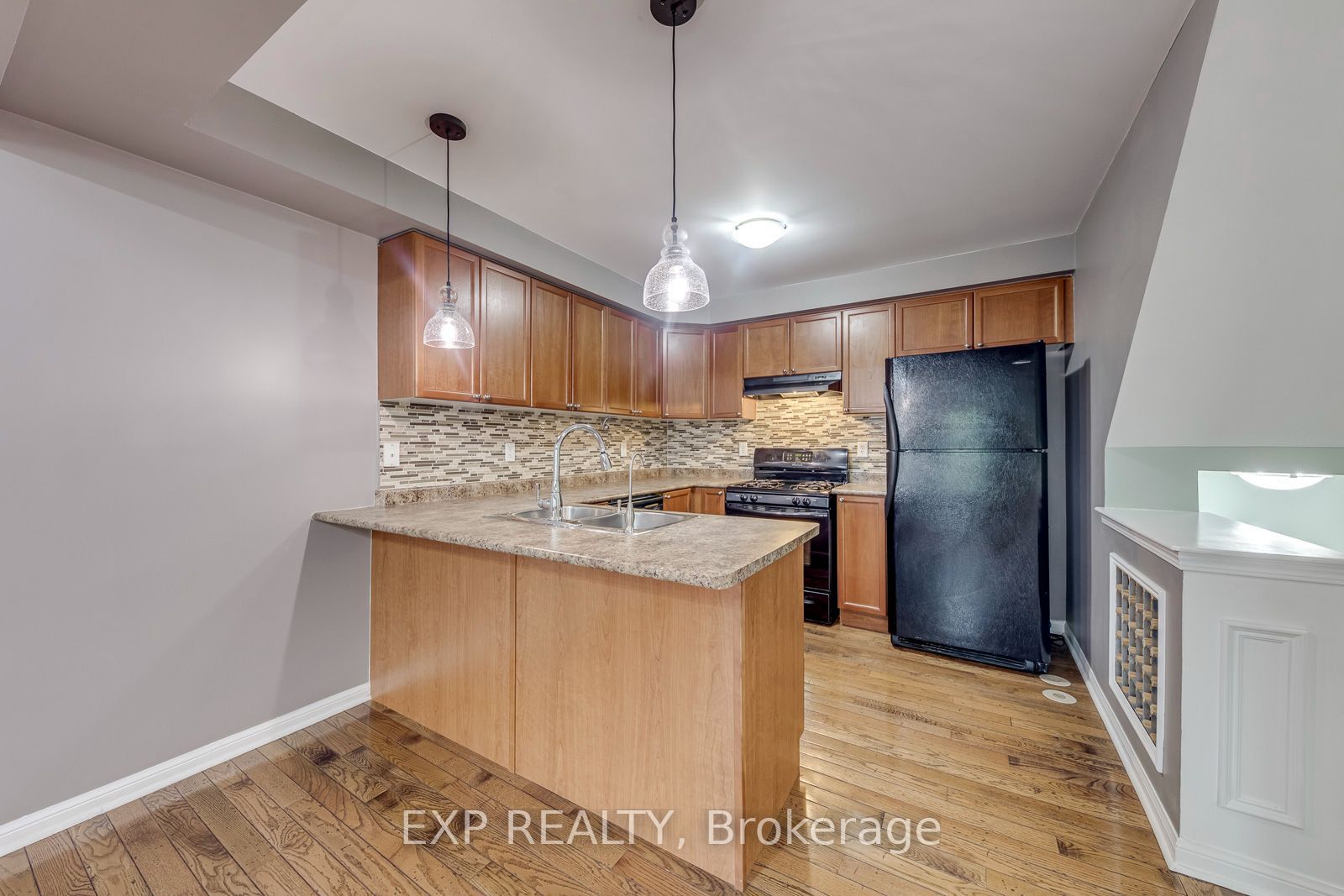 3034 Dewridge Avenue Property Photo 13