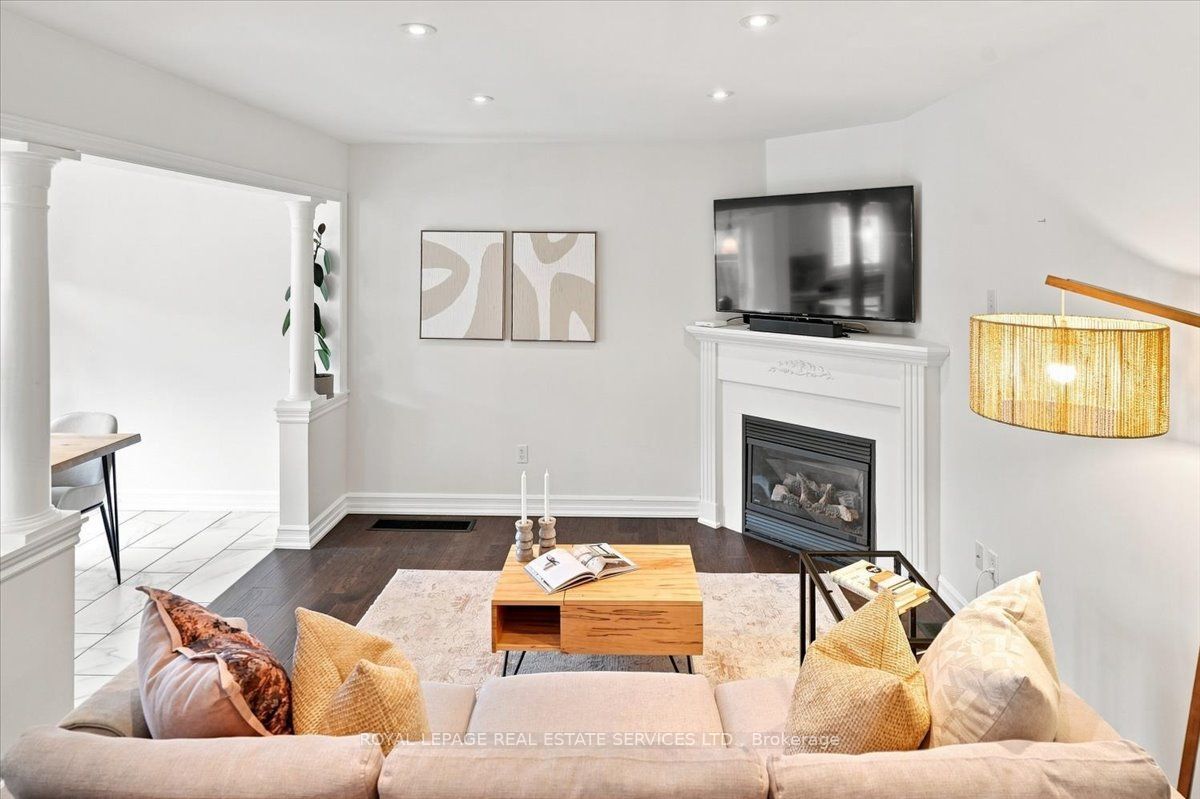 2970 Berwick Drive 3 Property Photo 4