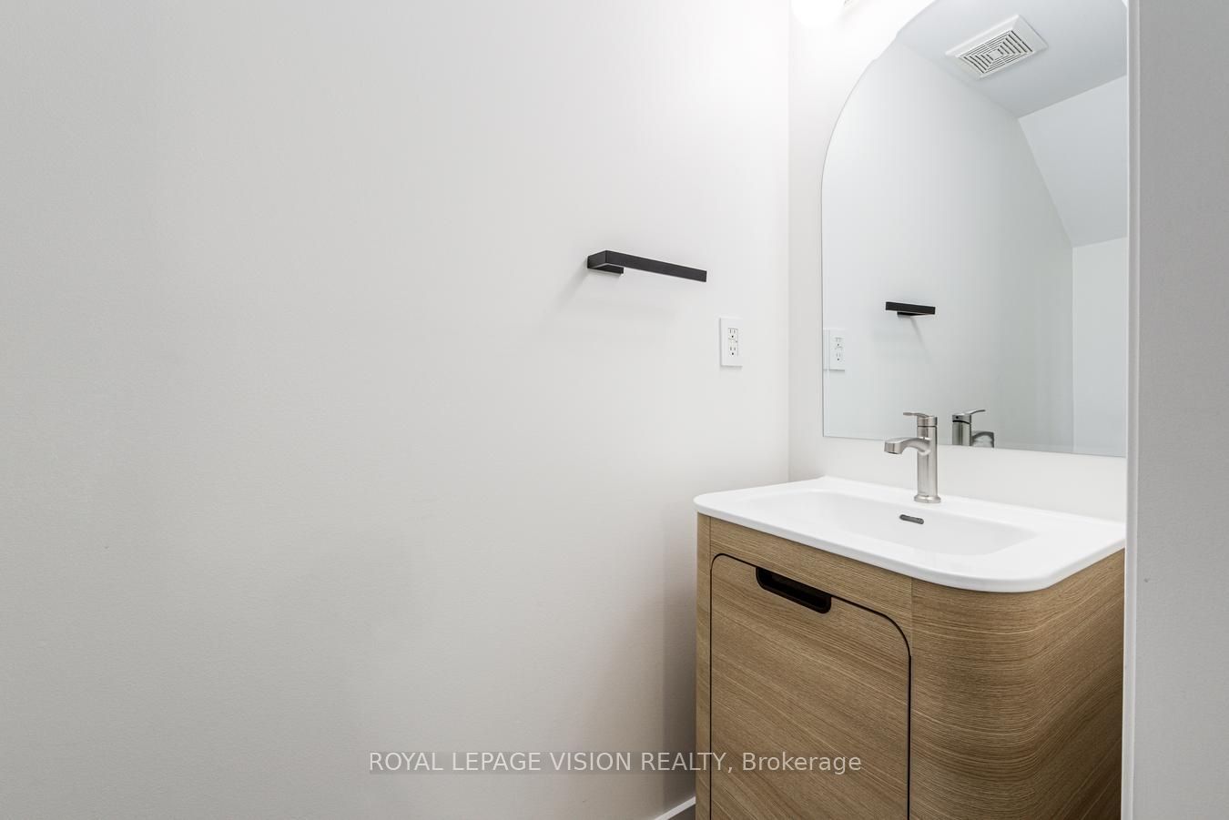 2614 Dashwood Drive 40 Property Photo 10
