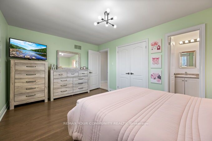 19 Hamer Boulevard Property Photo 15
