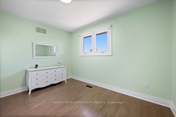 19 Hamer Boulevard Property Photo 20
