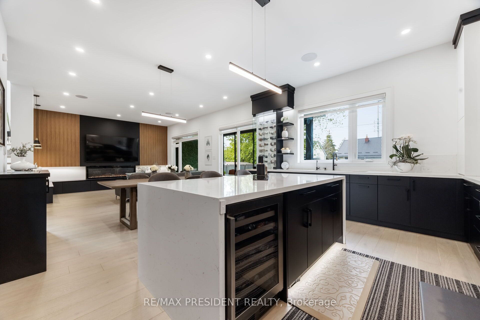 1081 Ogden Avenue Property Photo 16