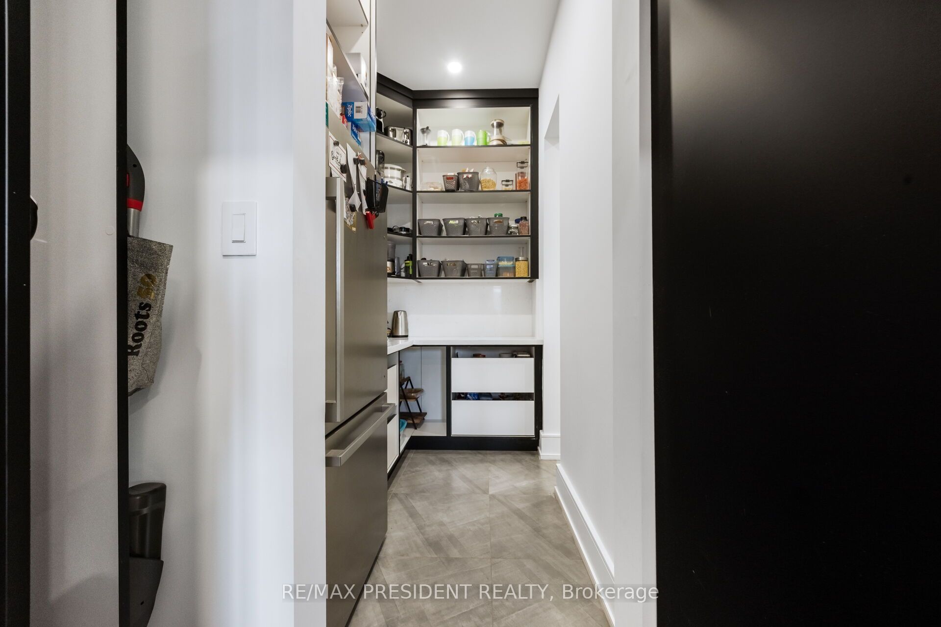 1081 Ogden Avenue Property Photo 17